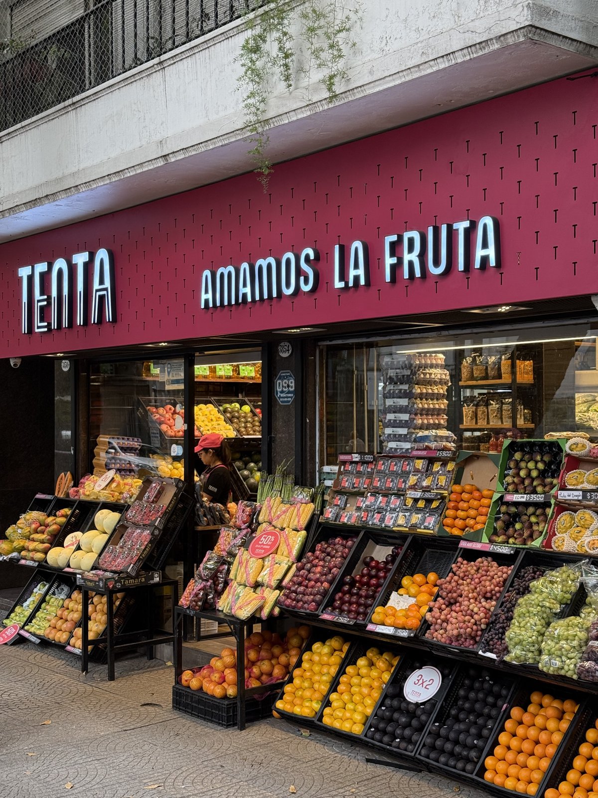 Local de TENTA en Juan Francisco Seguí 3854, Palermo